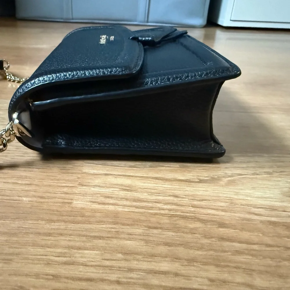 Kate Spade New York Knot Pebbled Leather Flap Crossbody Bag- Black